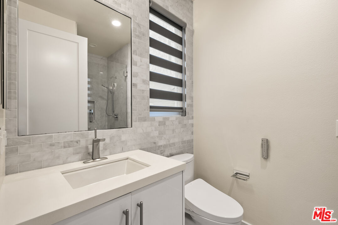 12667 Bluff Creek Dr