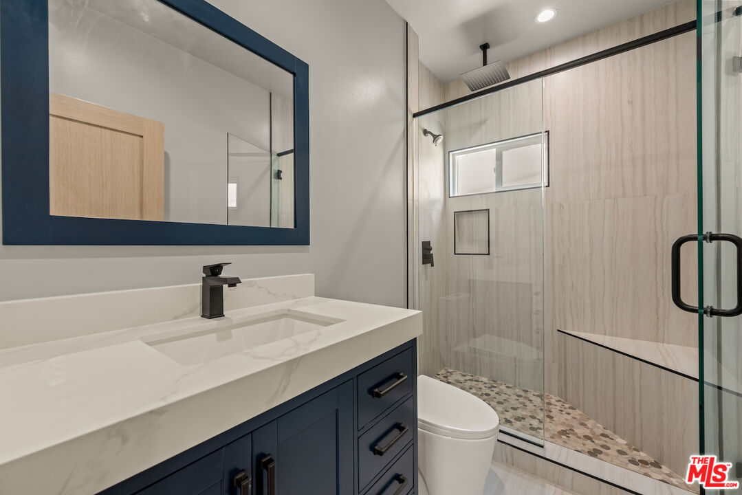 1117 S Wooster St Unit: 1119 1/2