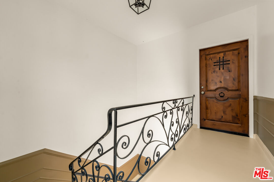 1117 S Wooster St Unit: 1119 1/2