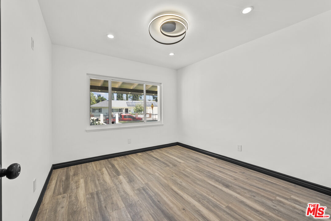 4825 San Feliciano Dr