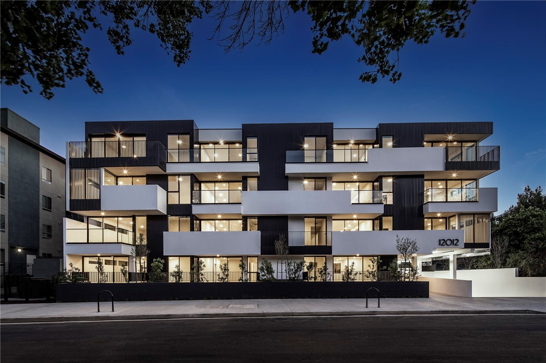 12012 Valleyheart DR Unit: 203