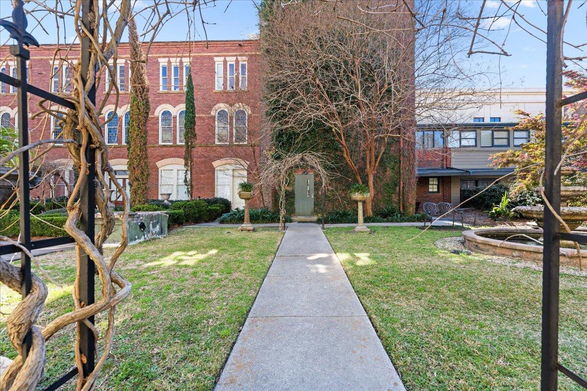 309 Meeting Street # 15