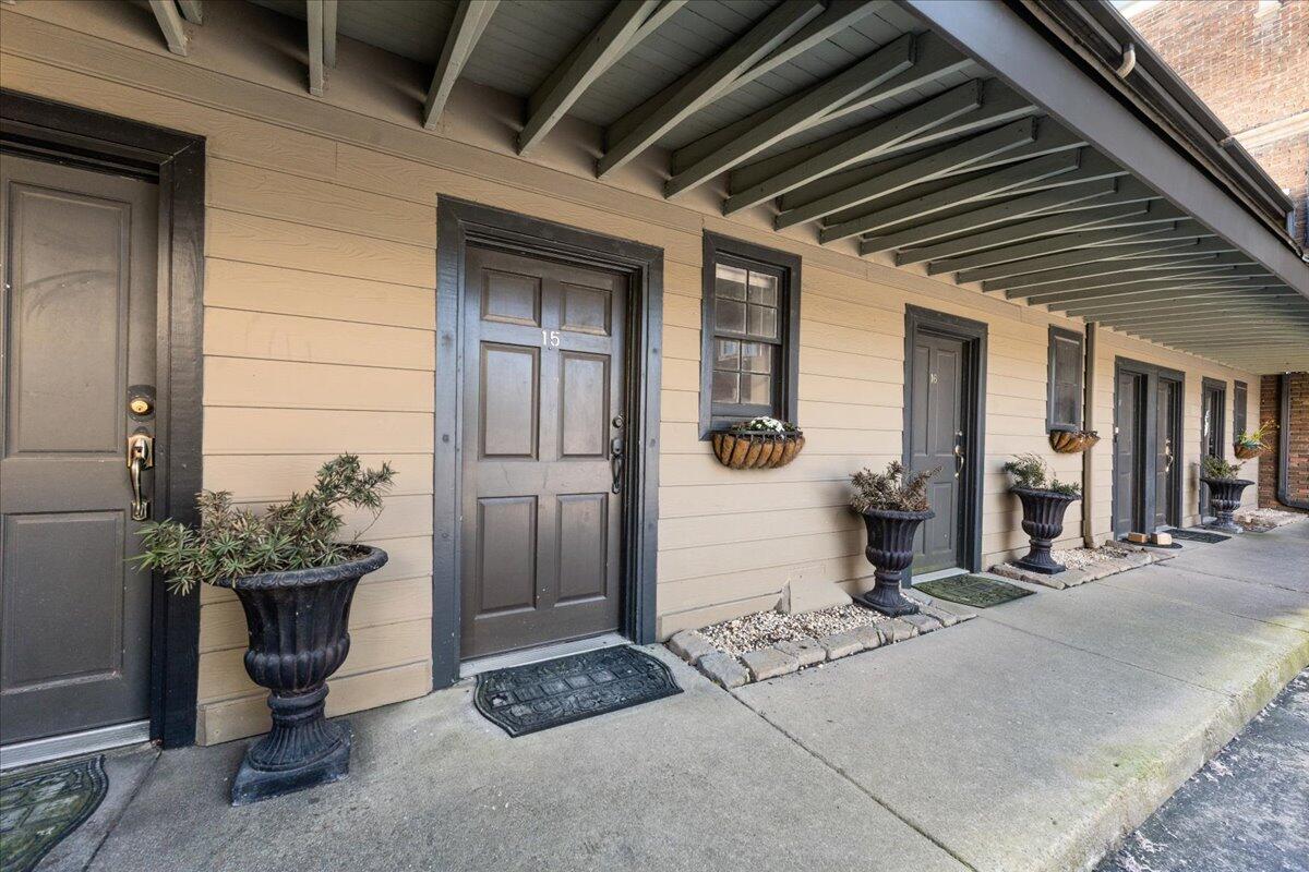 309 Meeting Street # 15