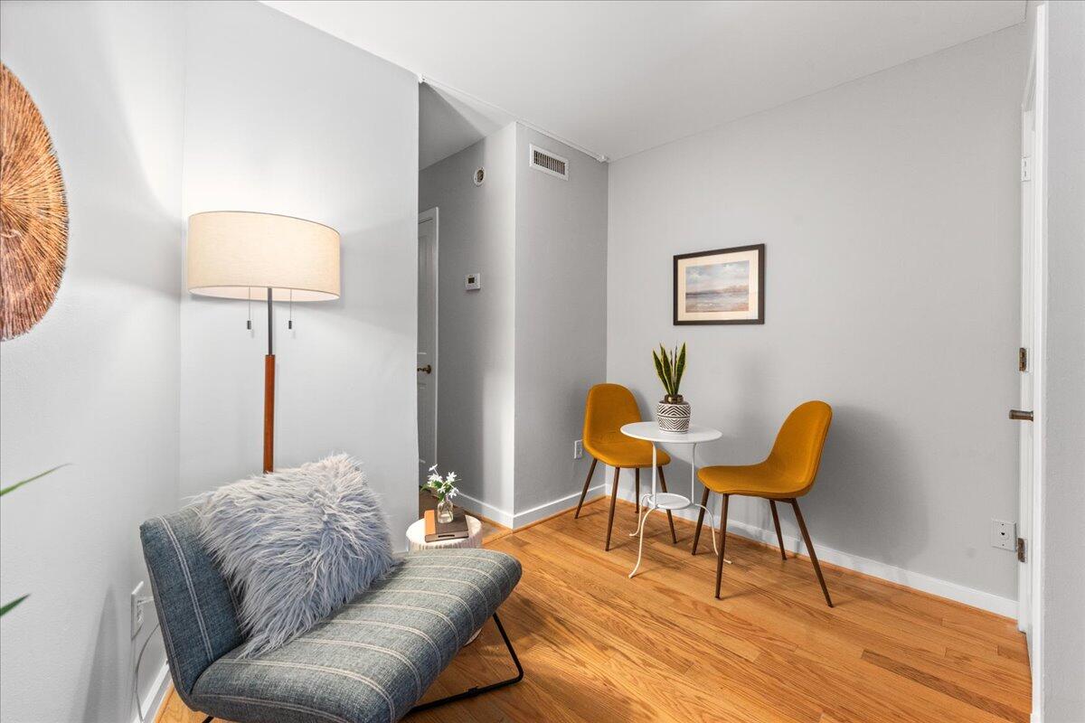 309 Meeting Street # 15