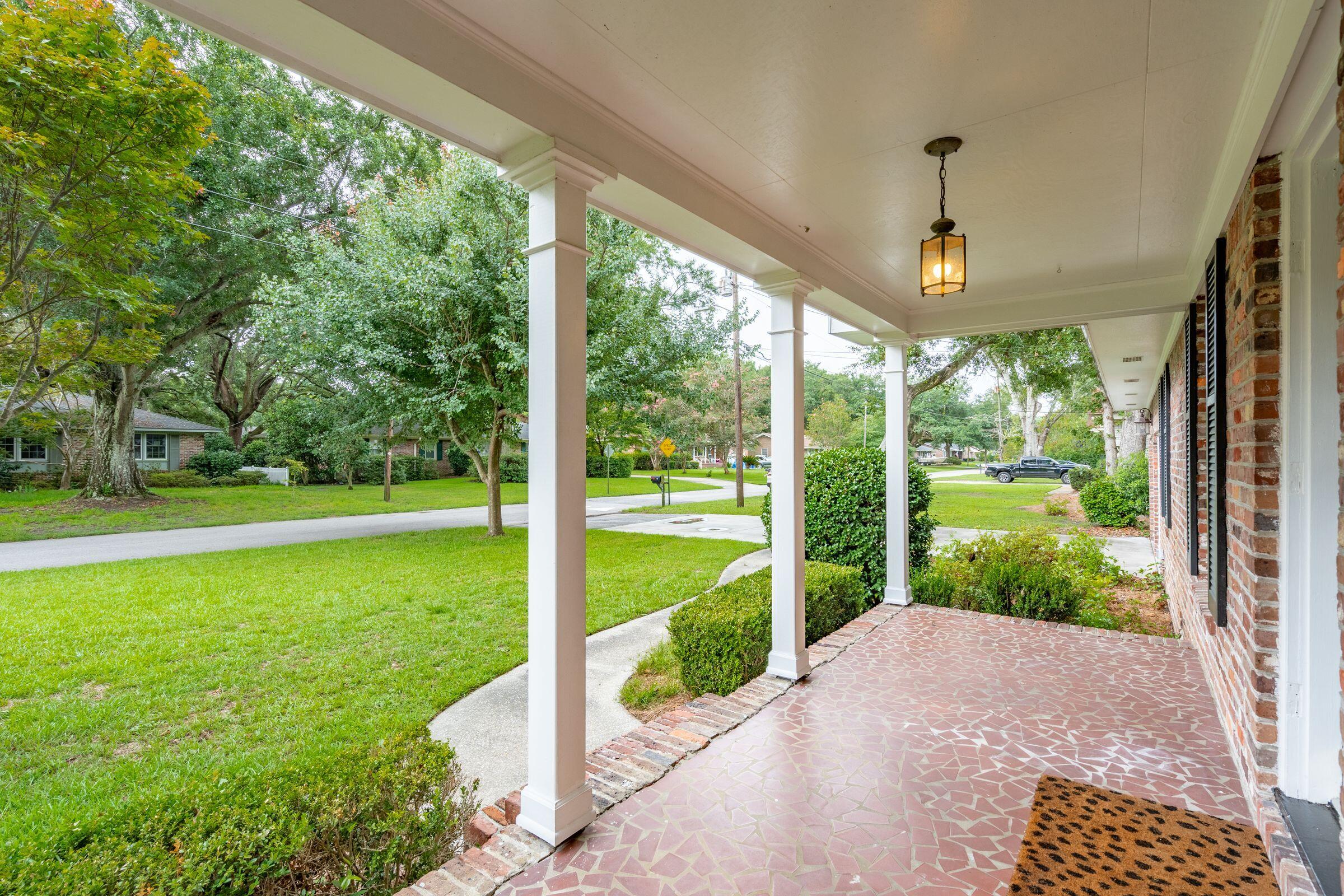 1310 New Castle Street