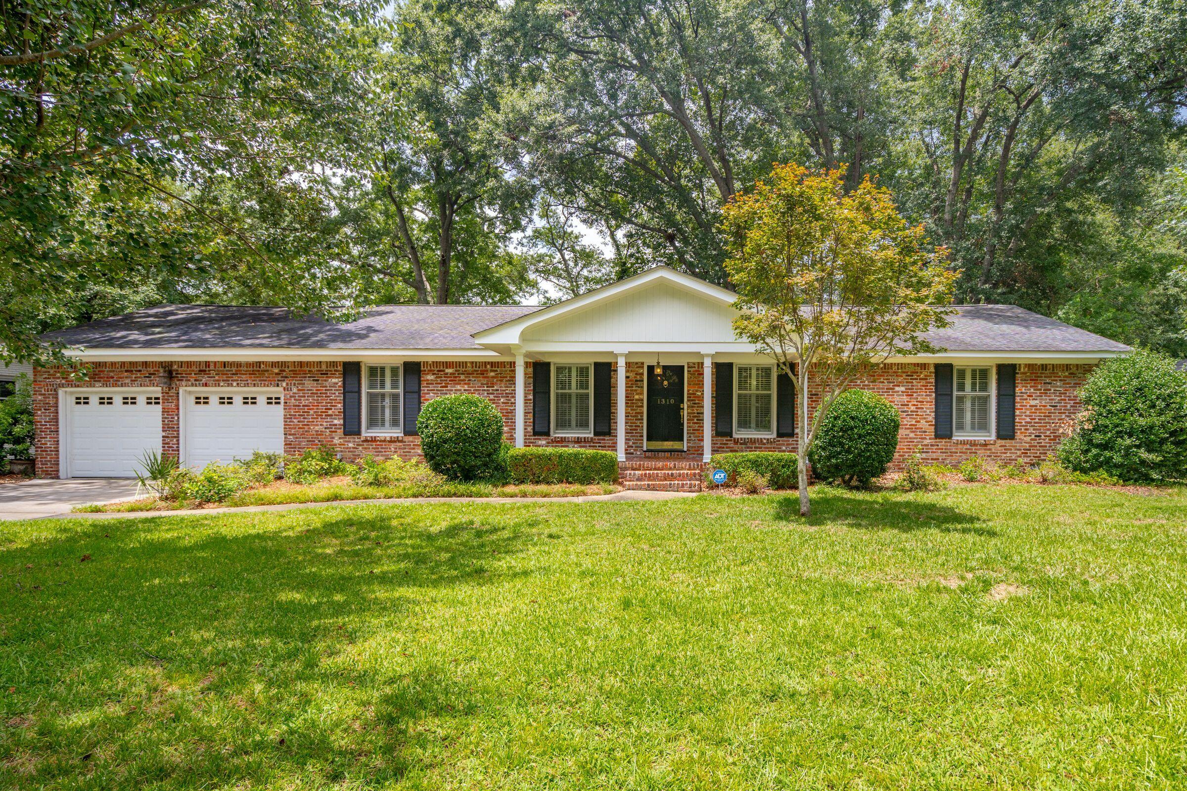 1310 New Castle Street