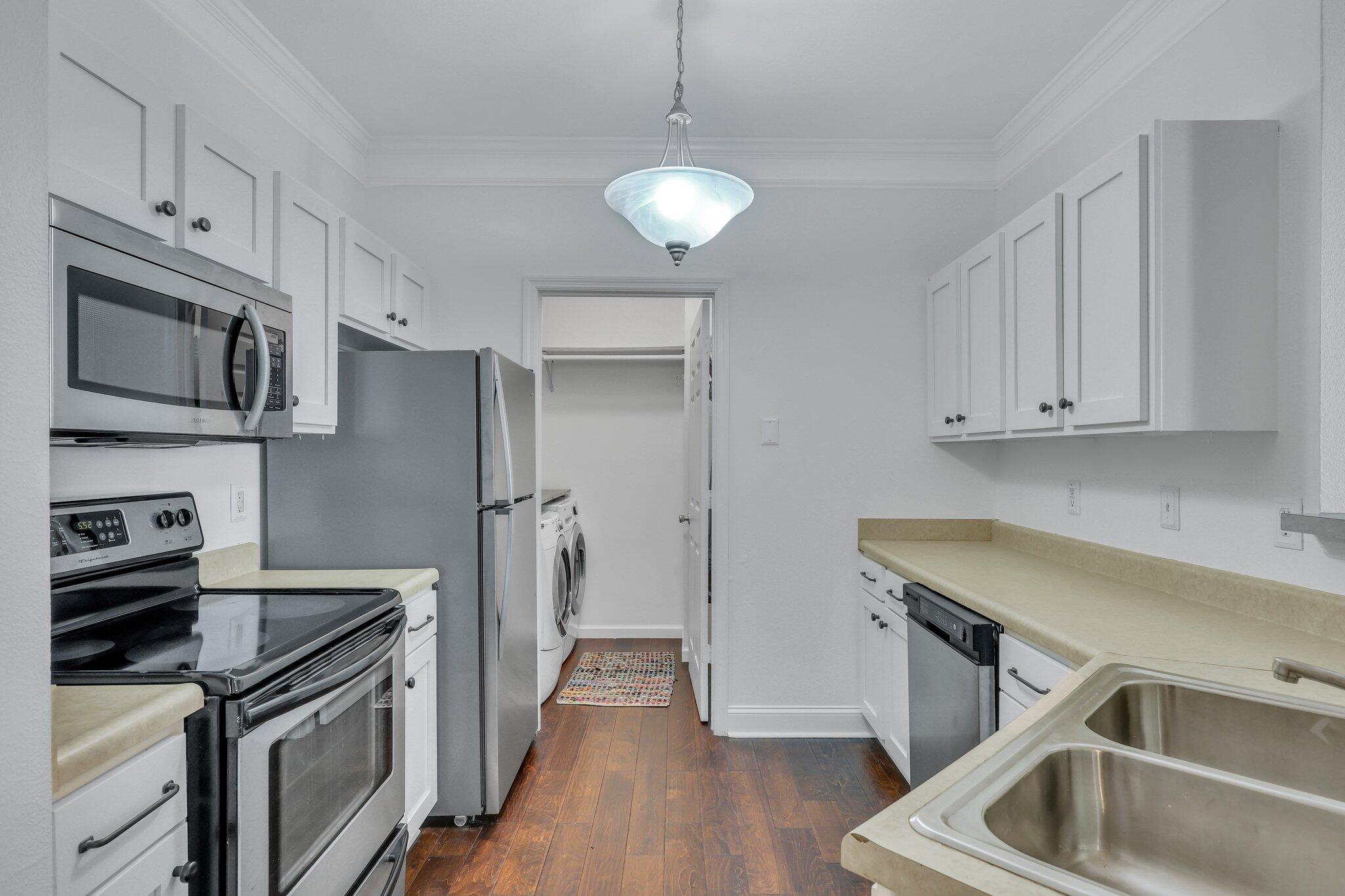 1575 Cambridge Lakes Drive # 1575