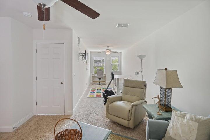 3286 Hartwell Street