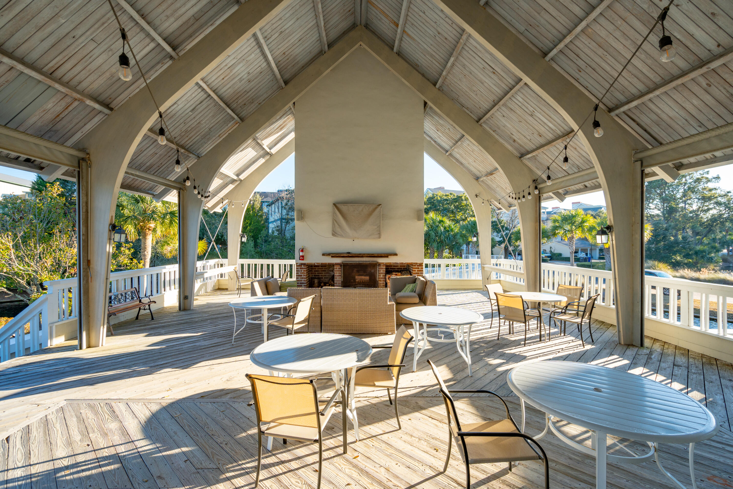 1551 Ben Sawyer Boulevard # 6j