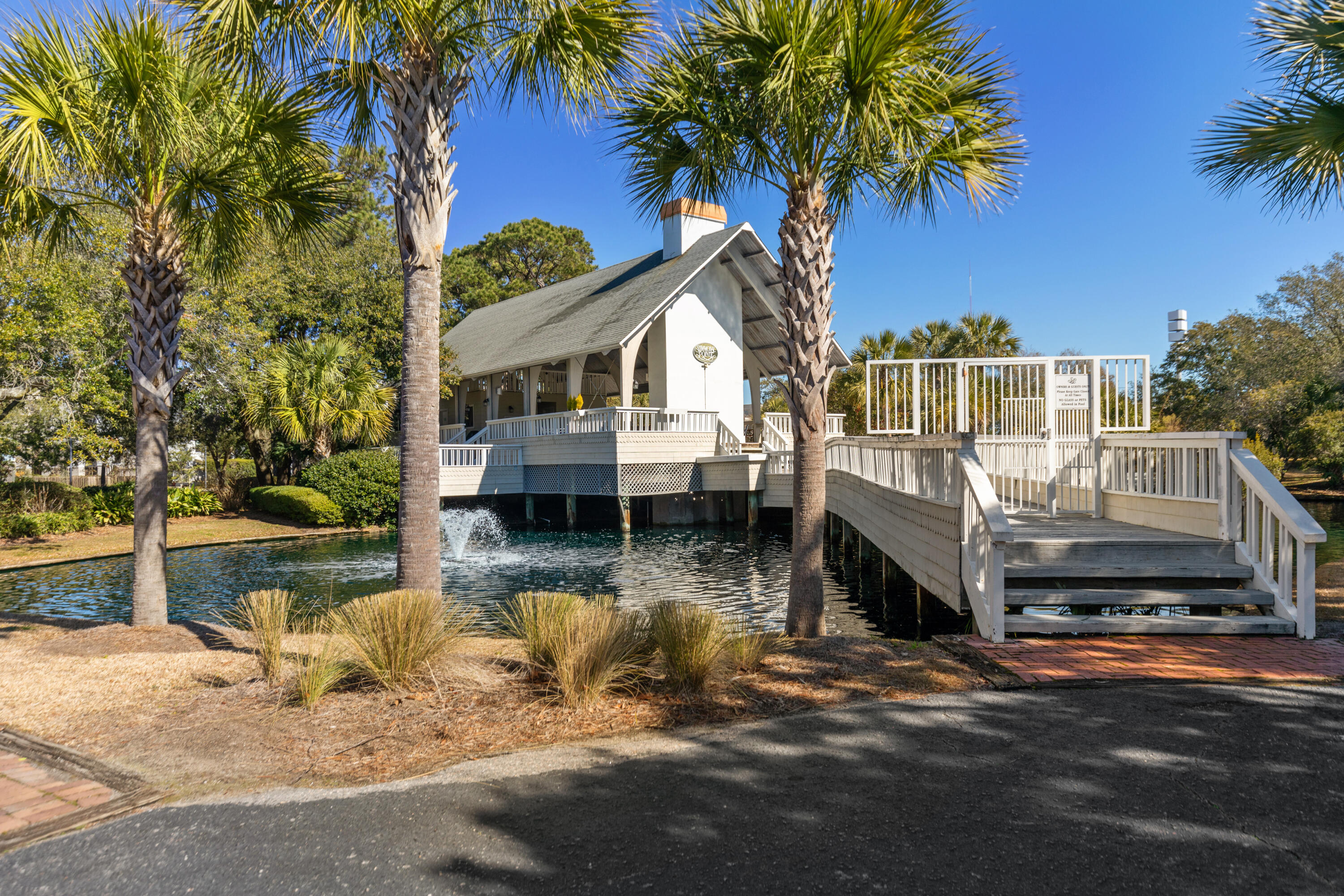 1551 Ben Sawyer Boulevard # 6j