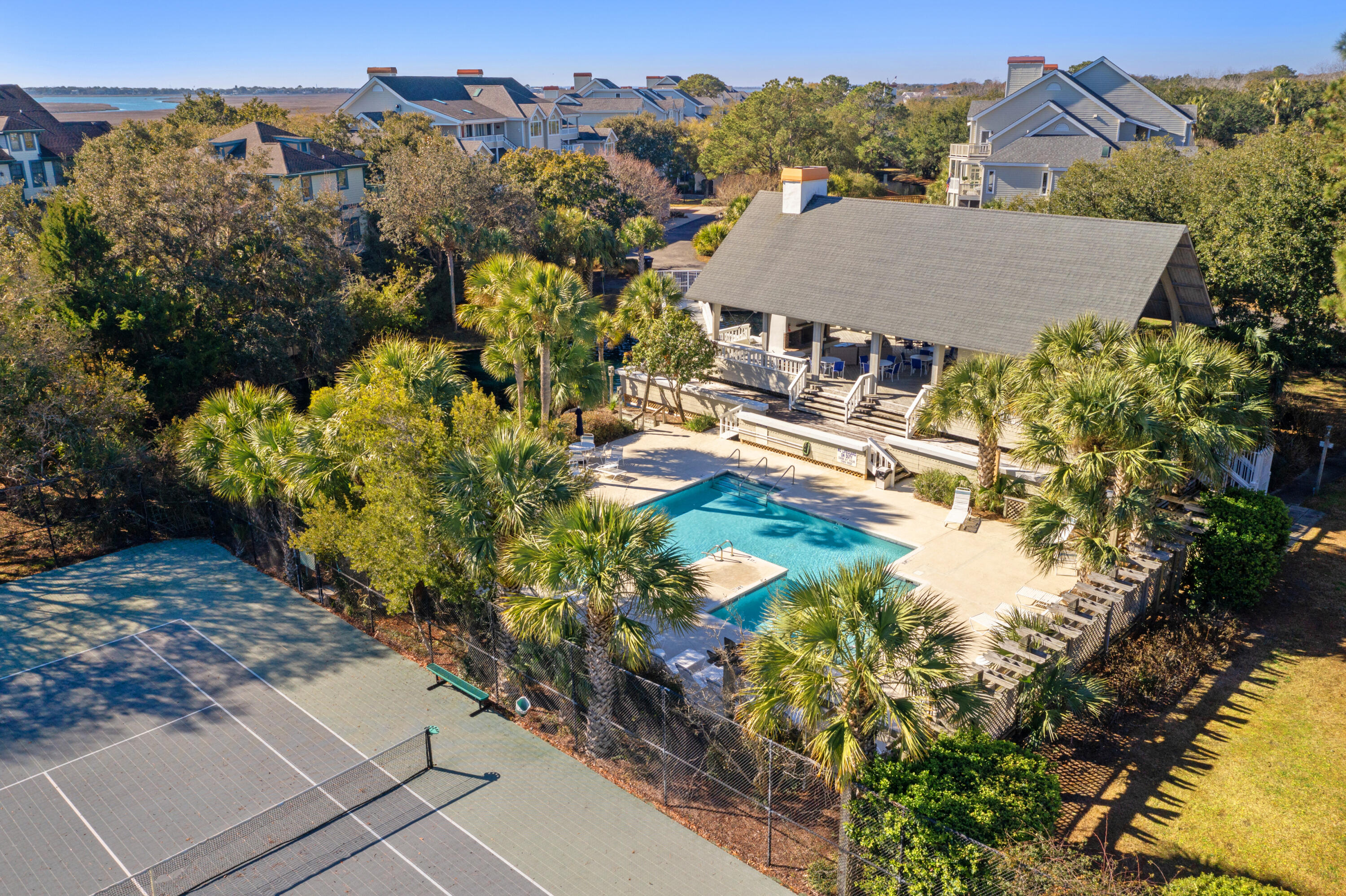 1551 Ben Sawyer Boulevard # 6j