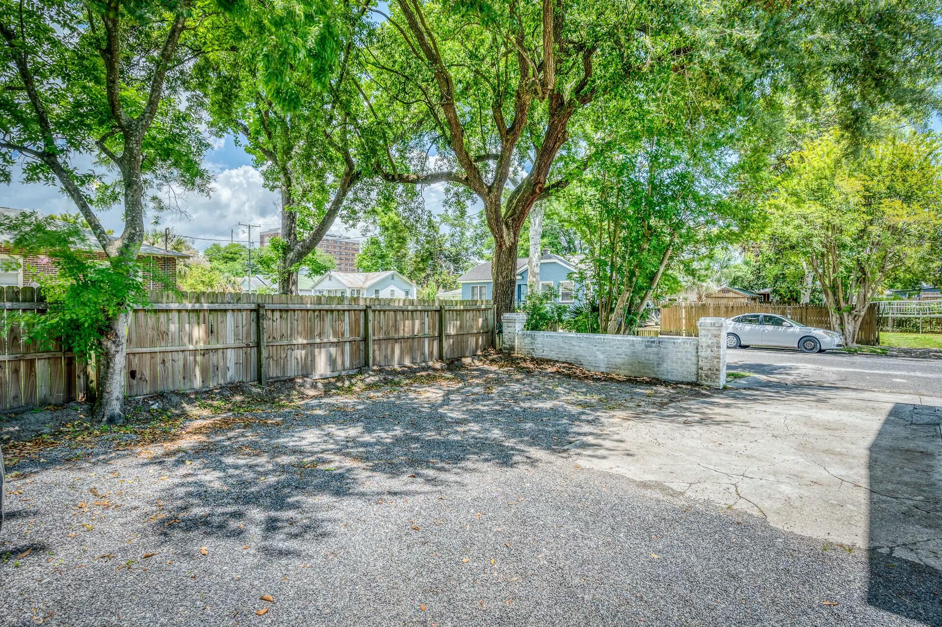 78 Sans Souci Street # B