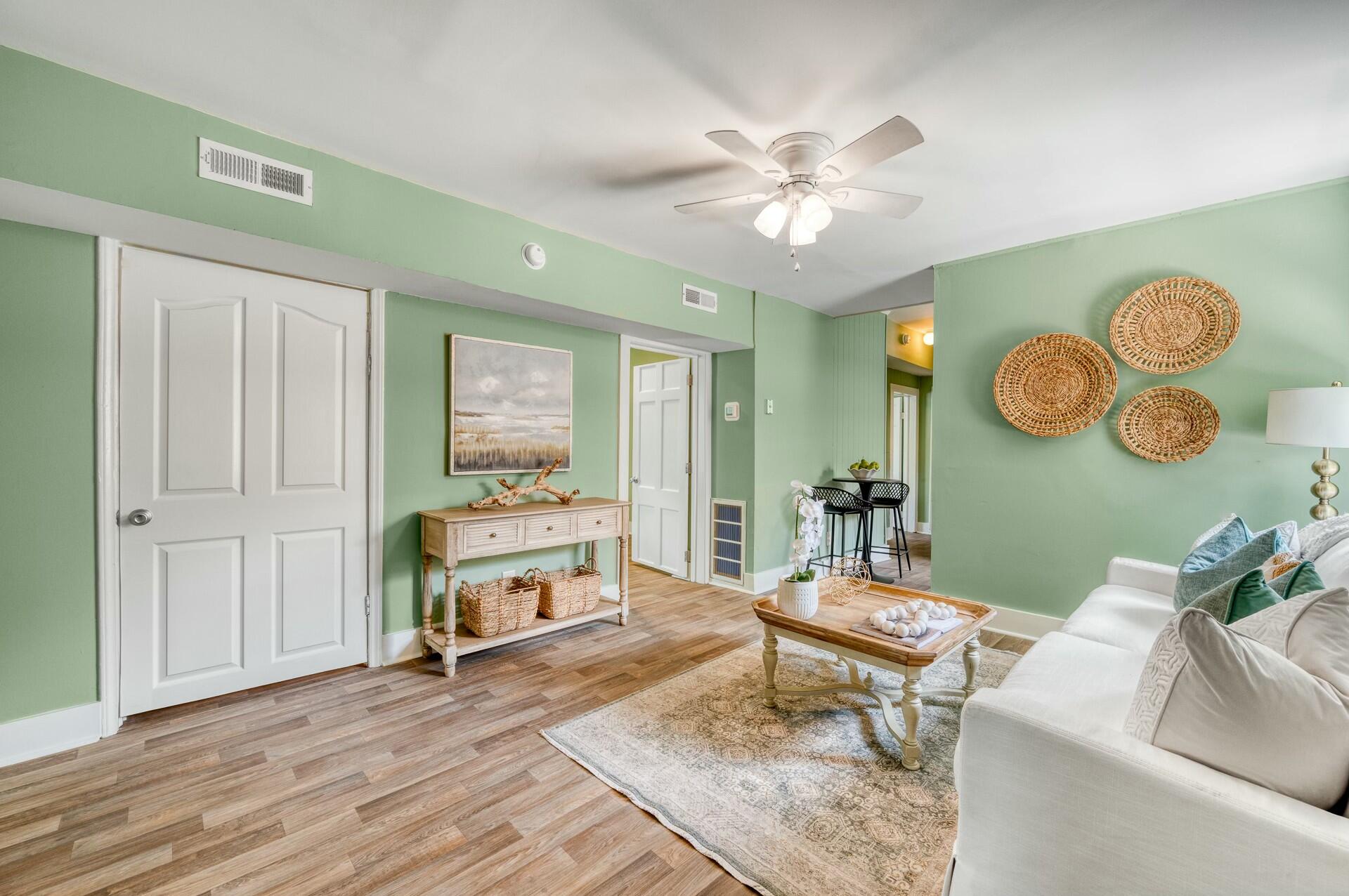 78 Sans Souci Street # B