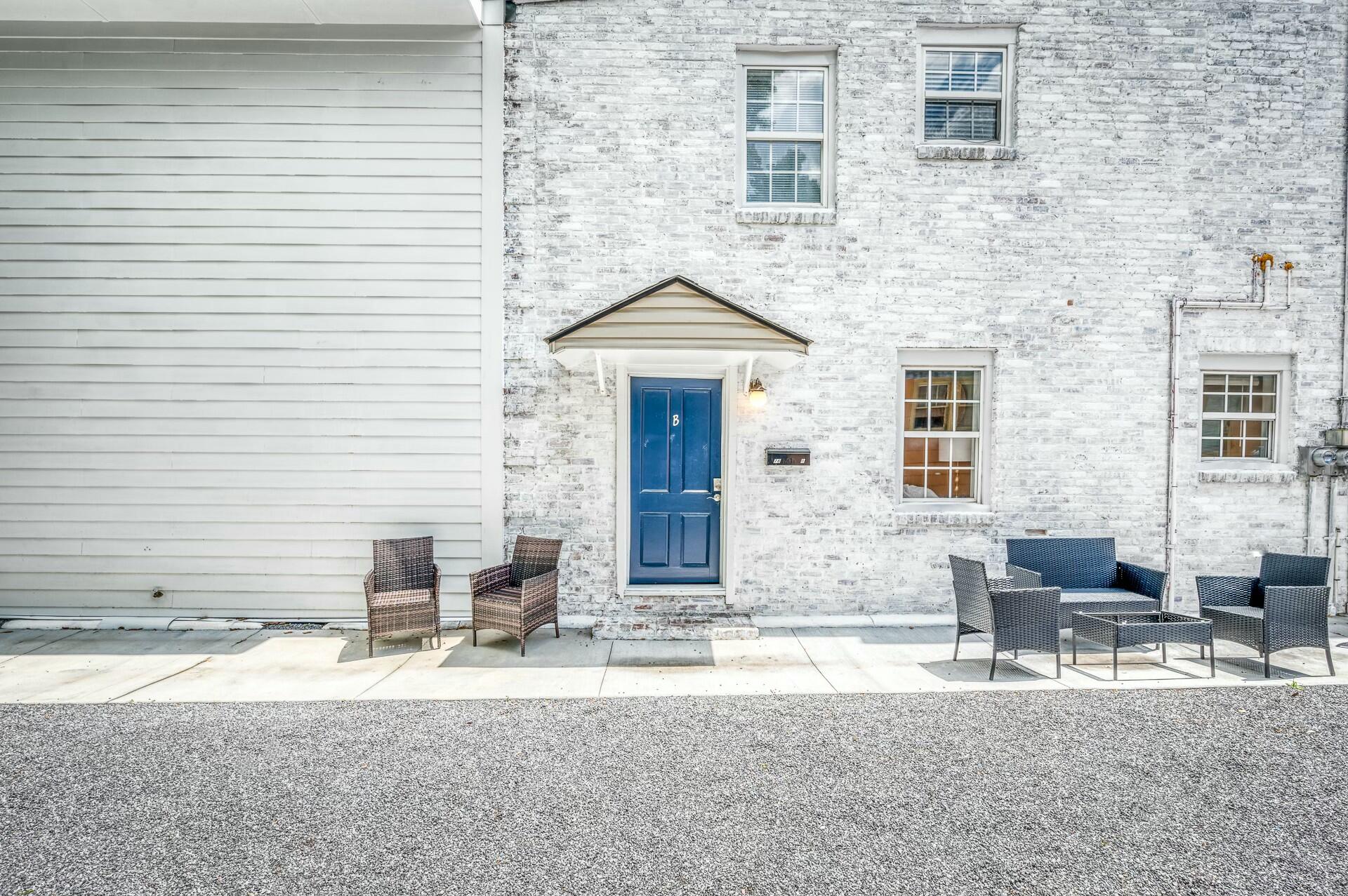 78 Sans Souci Street # B