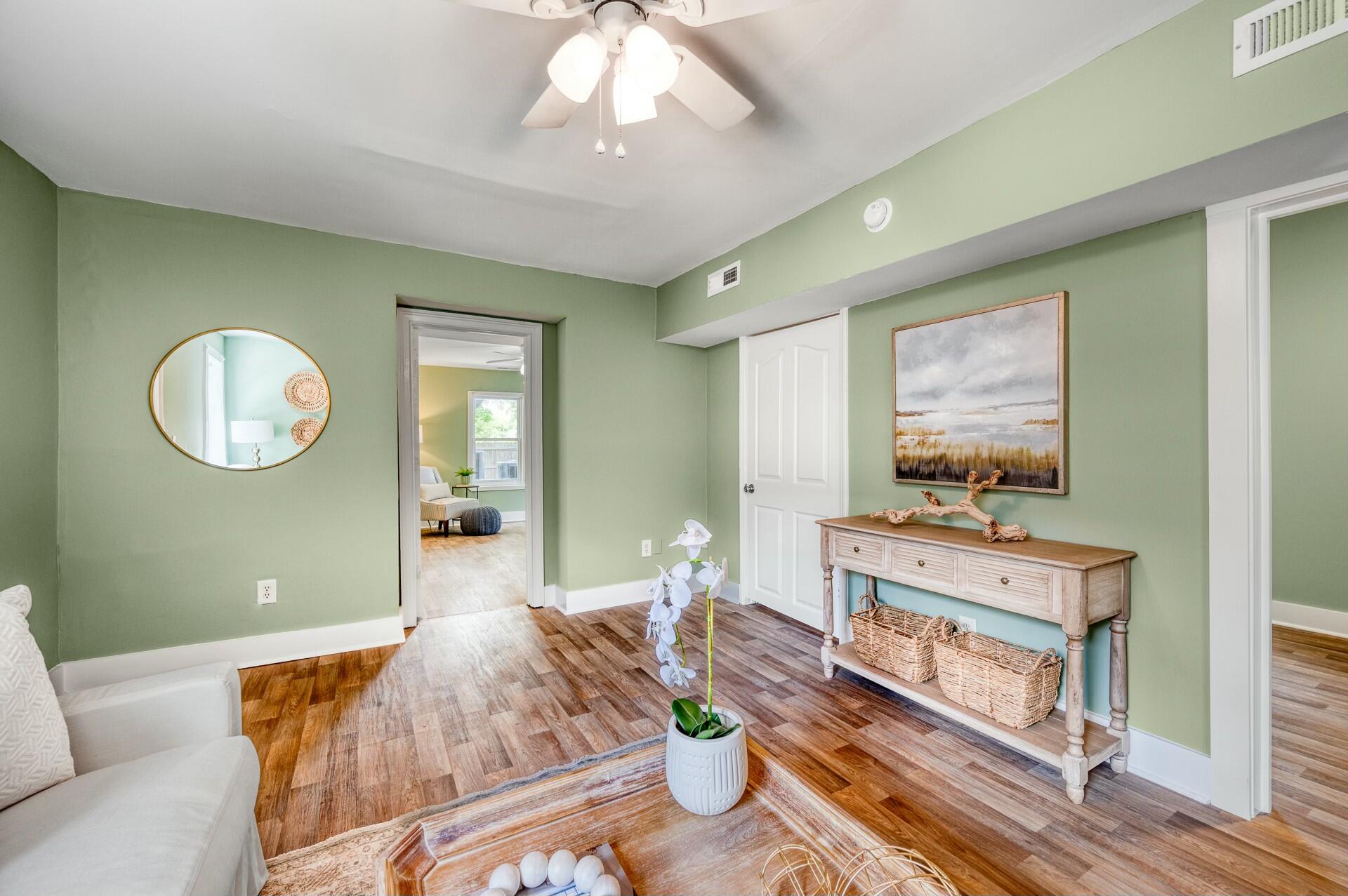 78 Sans Souci Street # B