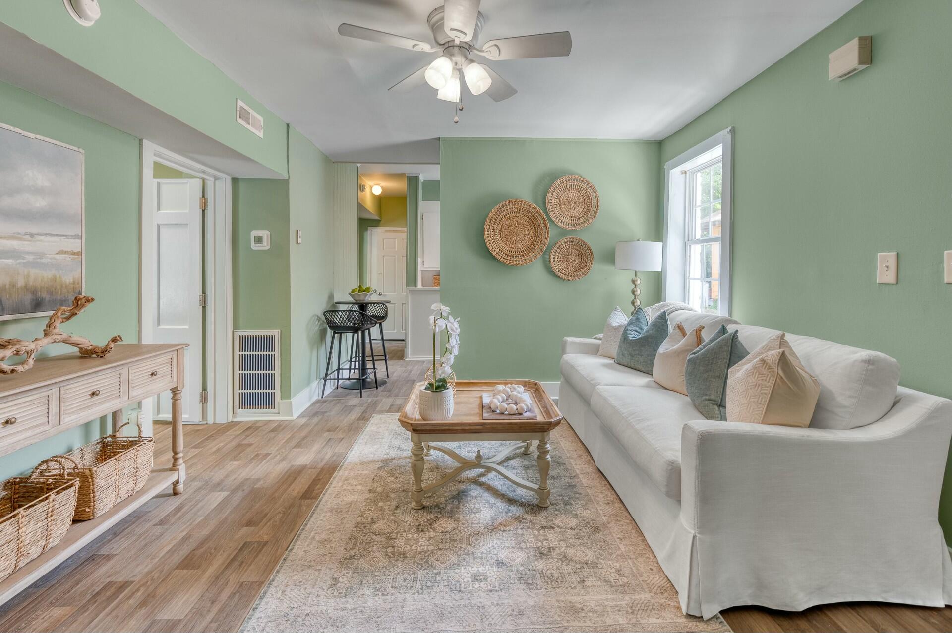 78 Sans Souci Street # B