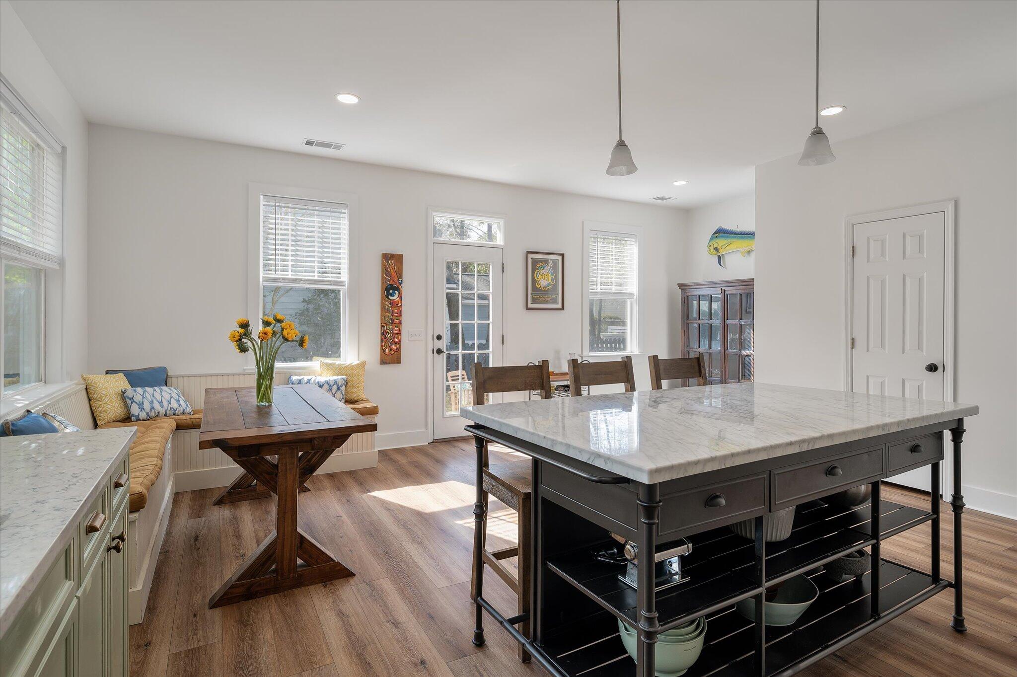 2926 Split Hickory Court