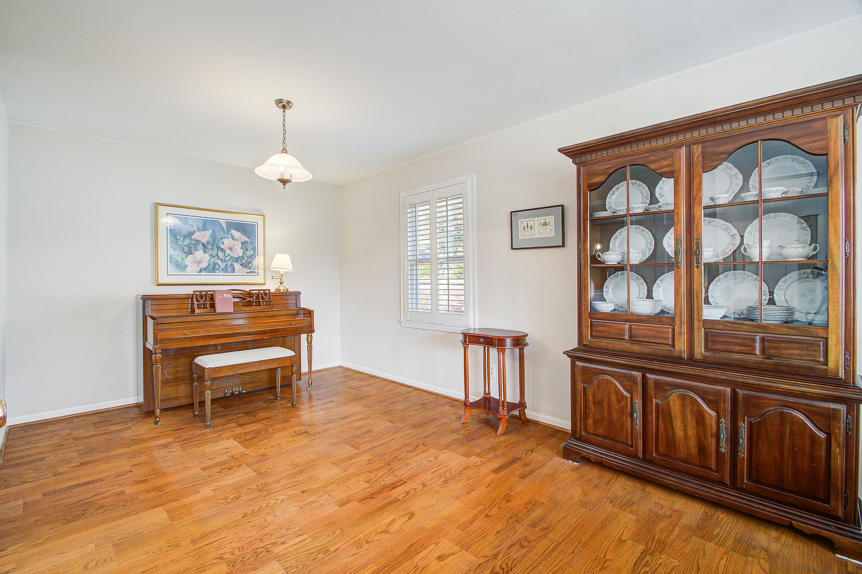 677 Pawley Road