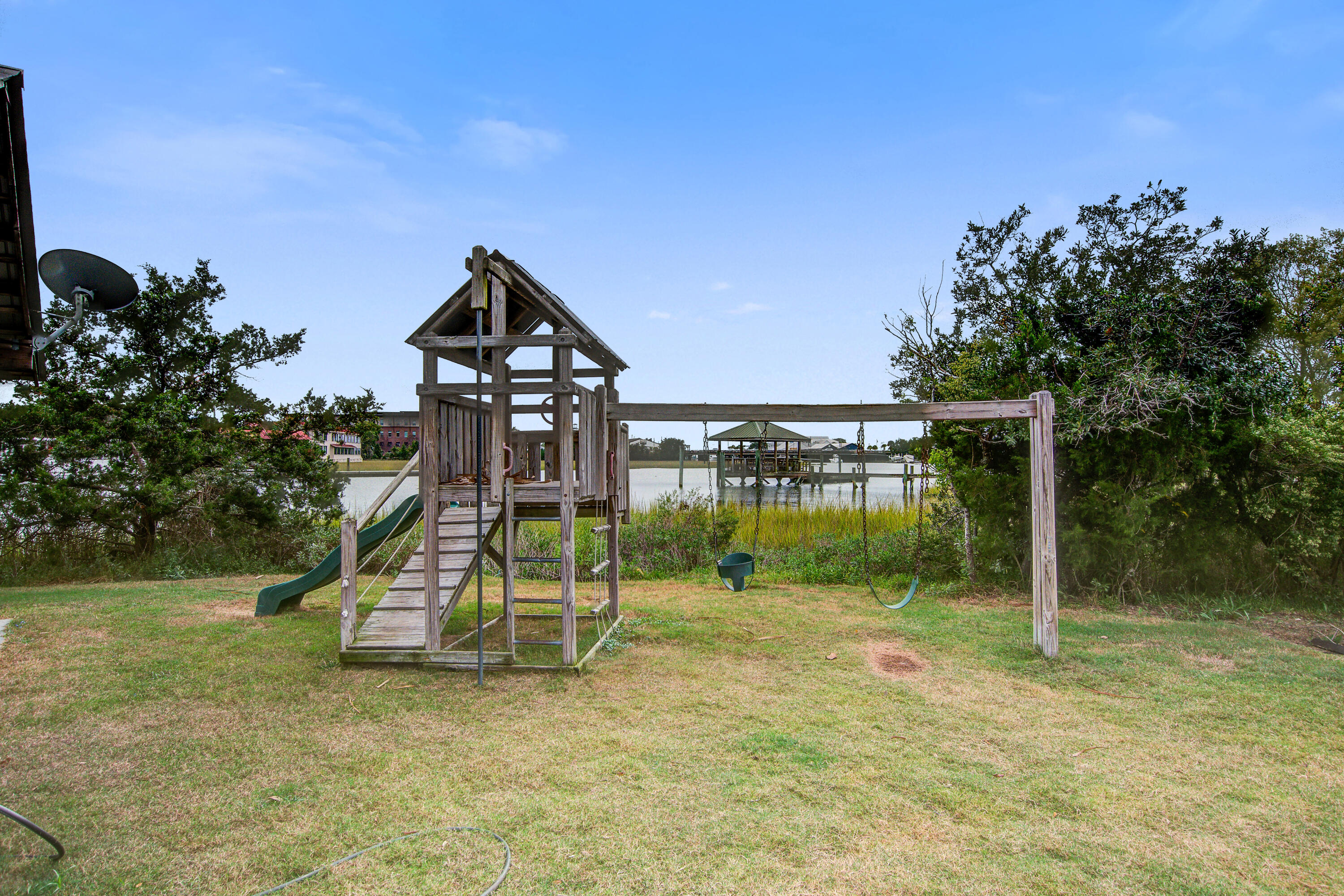 677 Pawley Road