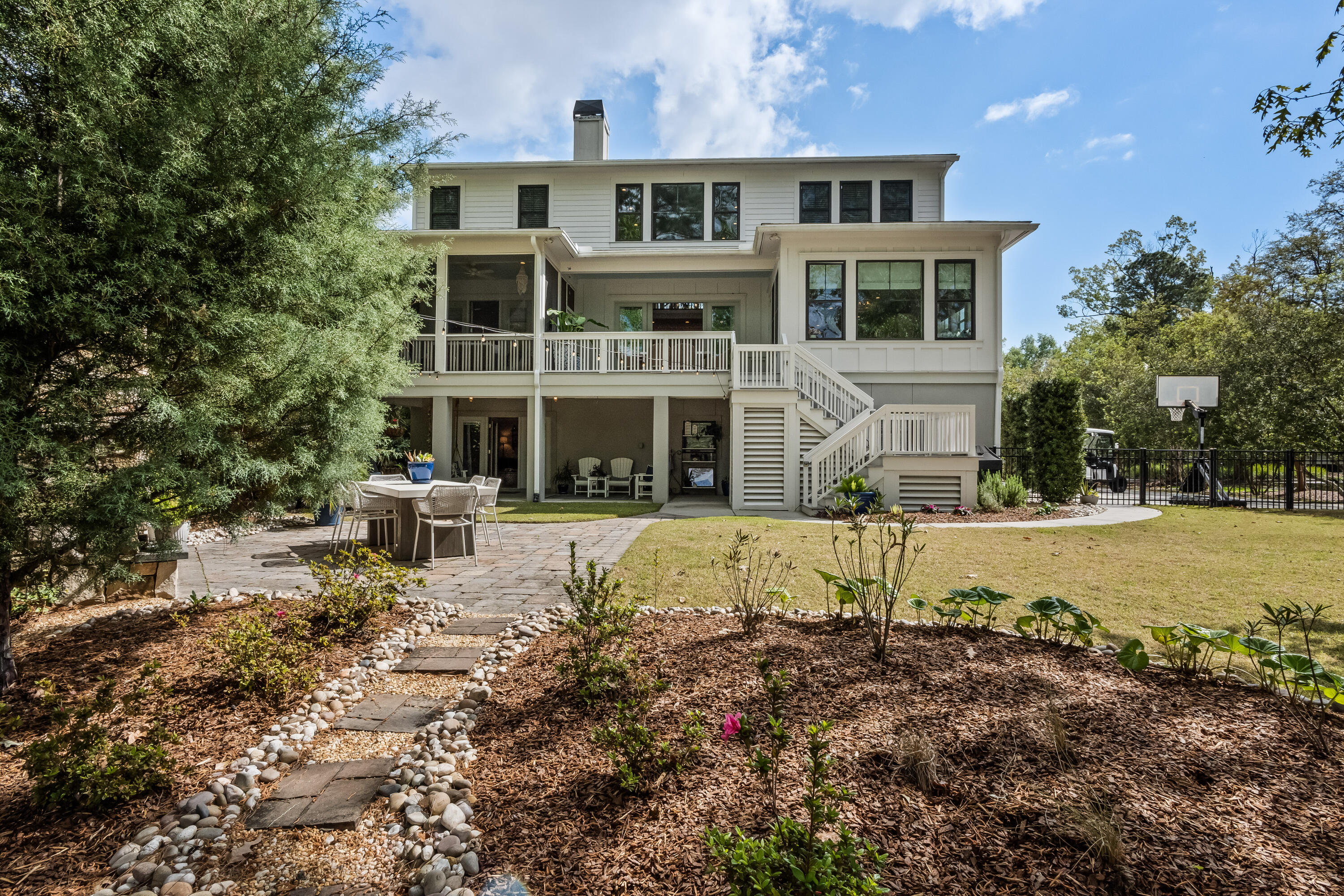 2120 Malcolm Road