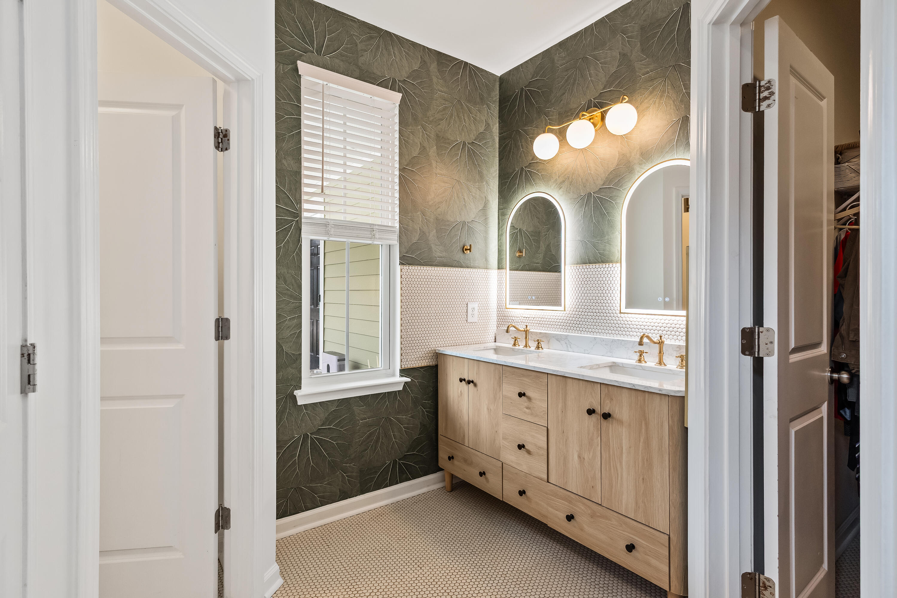 4291 William E Murray Boulevard