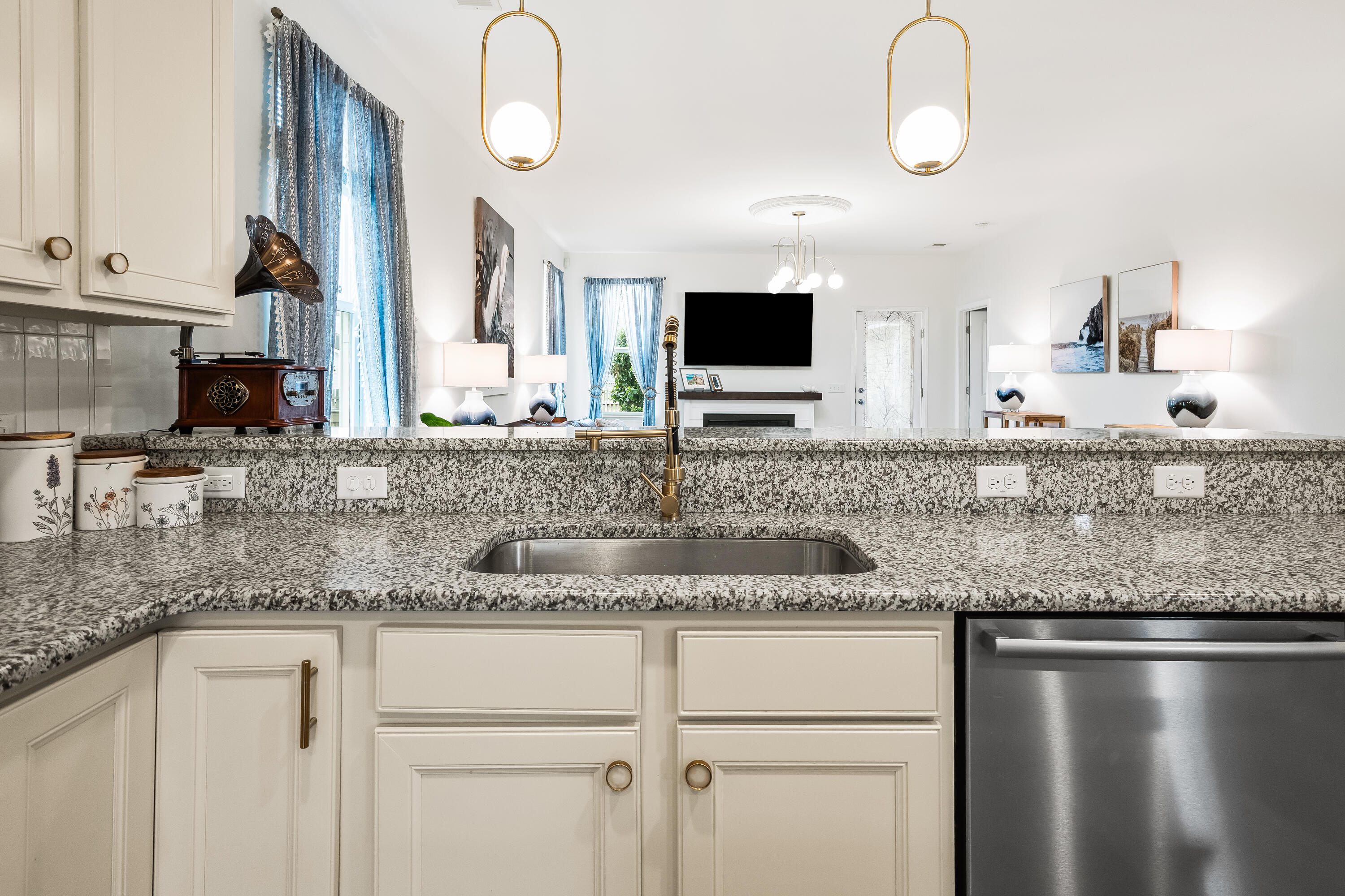 4291 William E Murray Boulevard