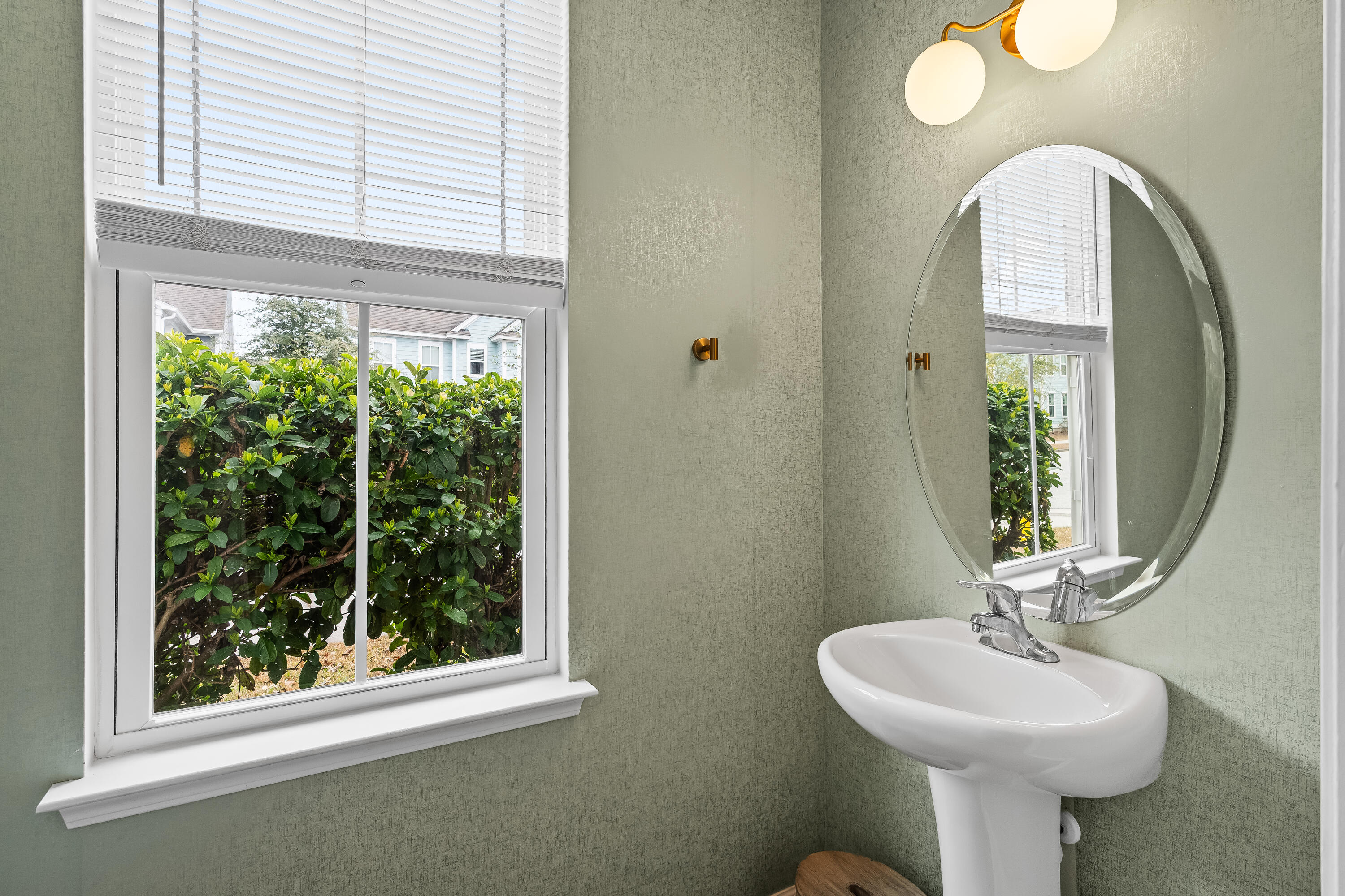 4291 William E Murray Boulevard