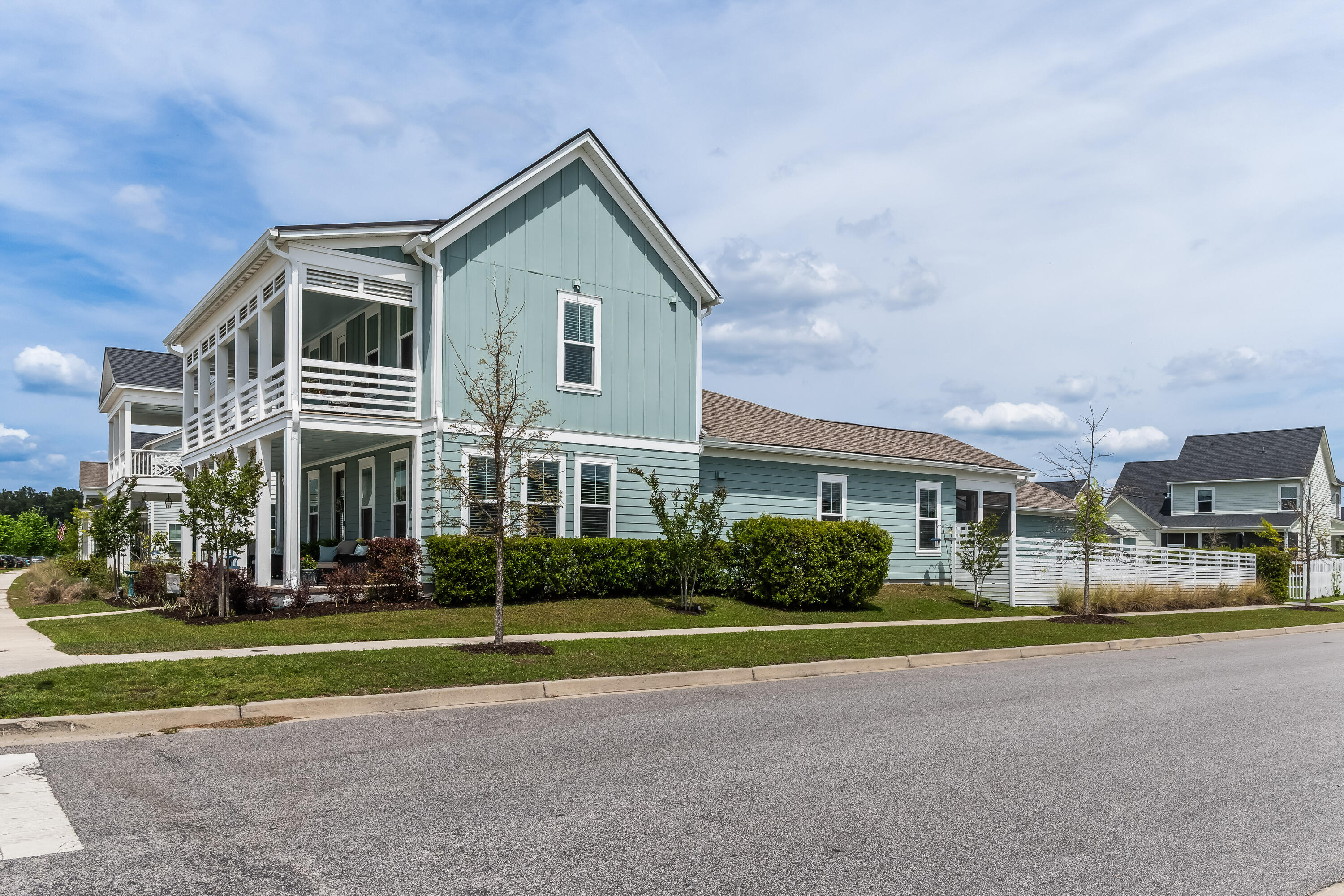 216 Symphony Avenue