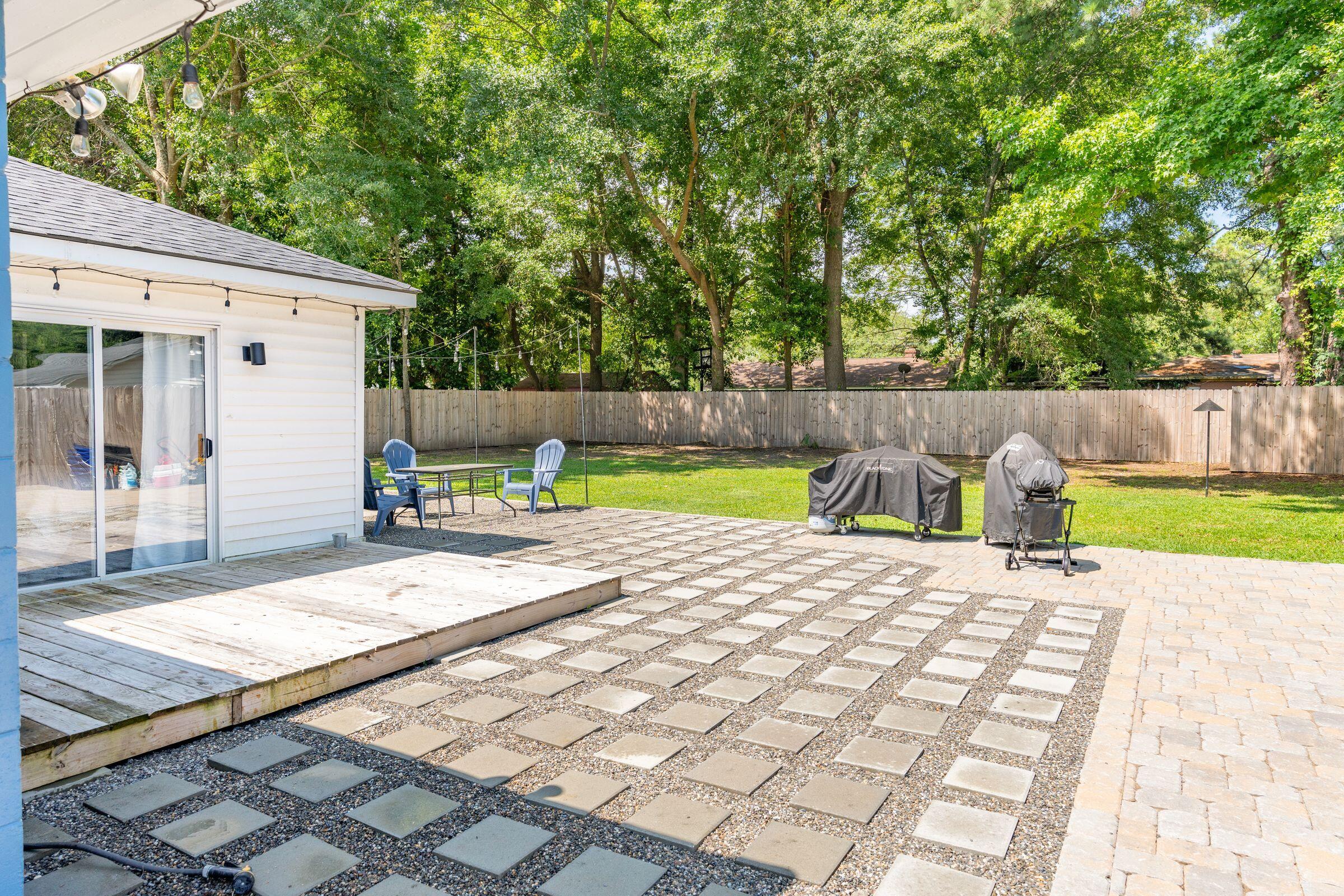 749 W Oak Forest Drive