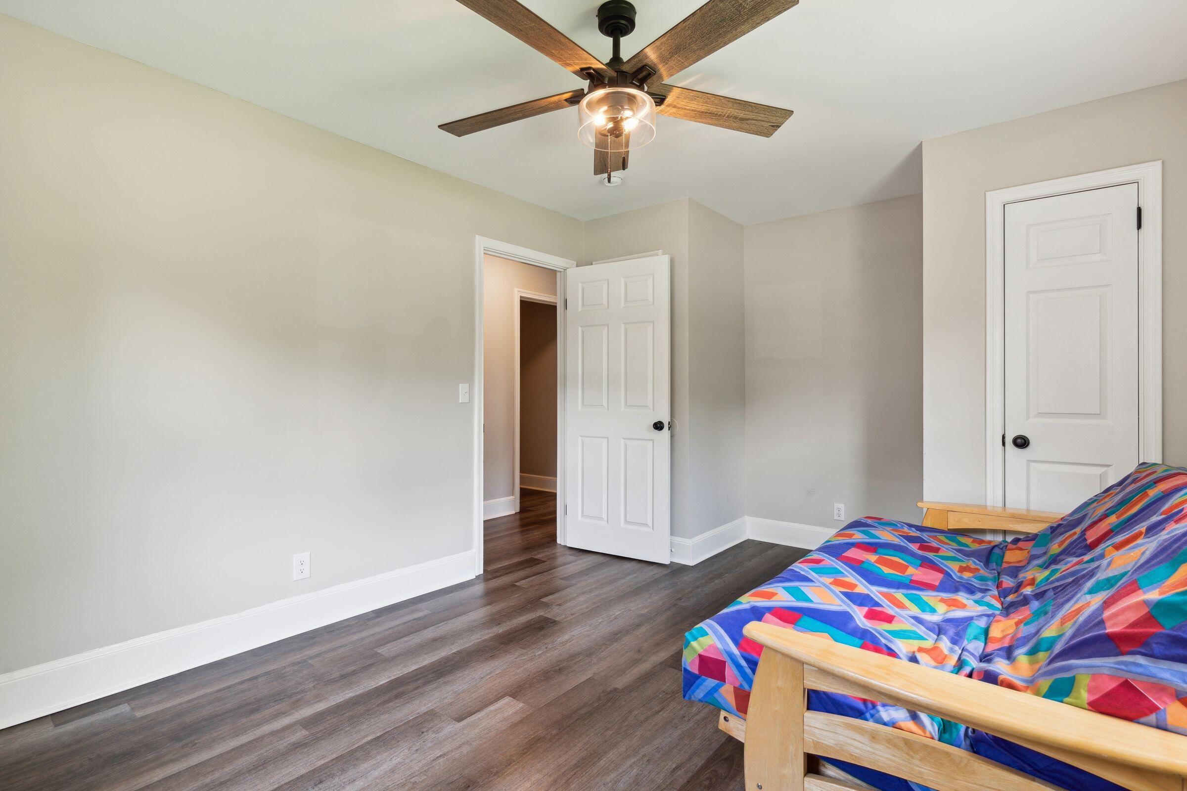 749 W Oak Forest Drive