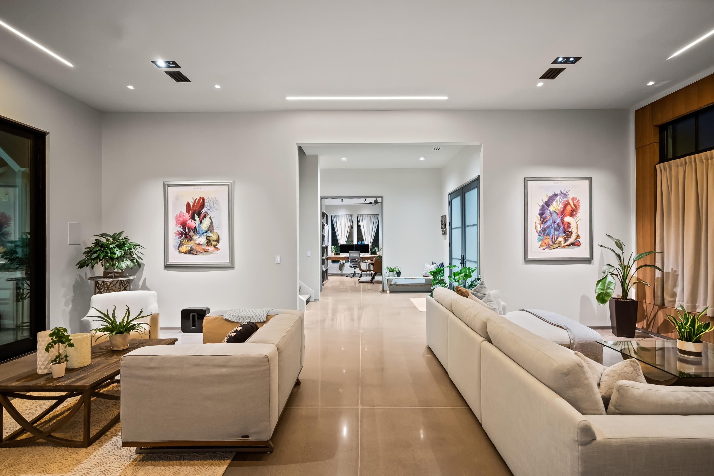 700 Stucco Lane