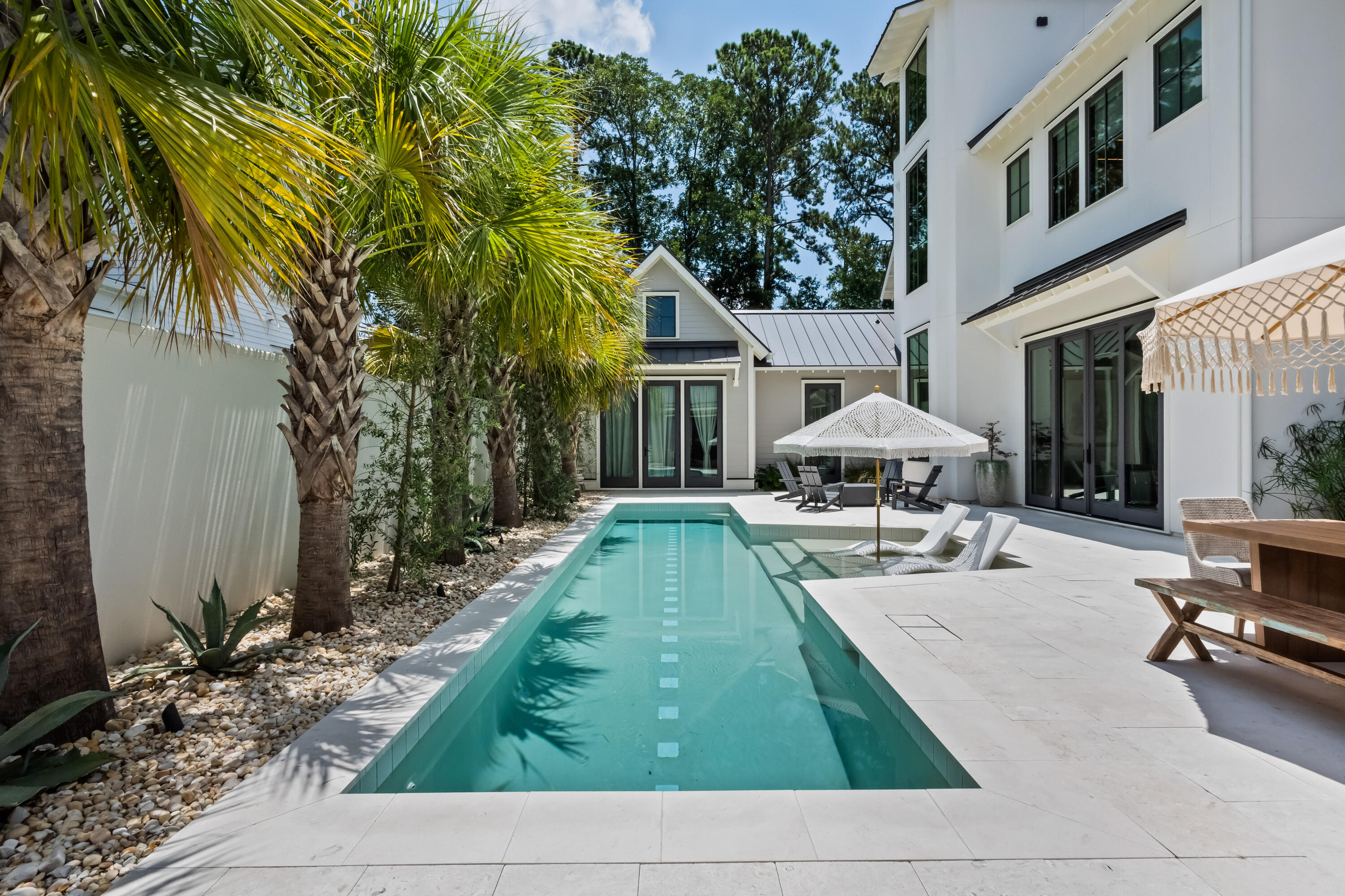 700 Stucco Lane