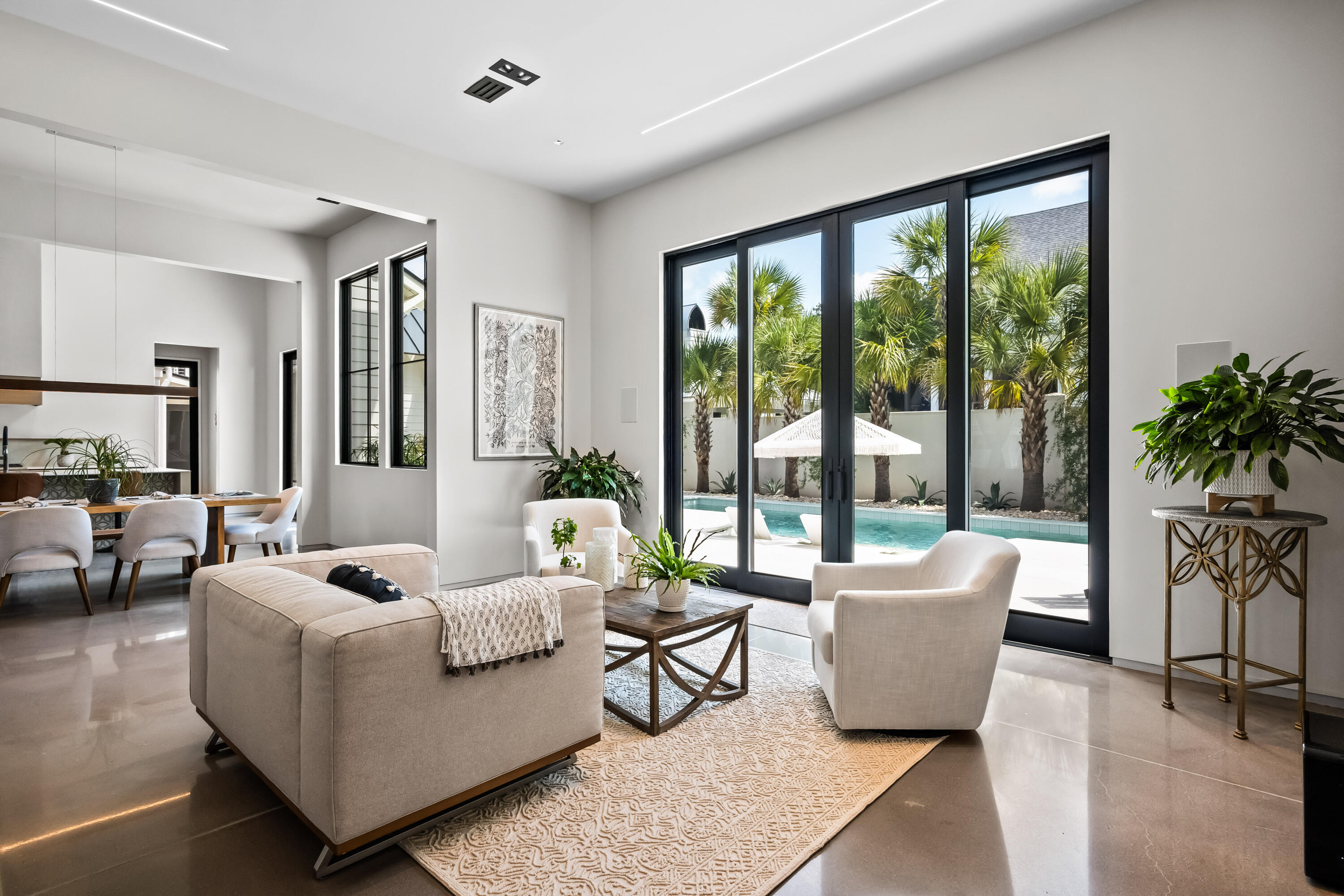 700 Stucco Lane