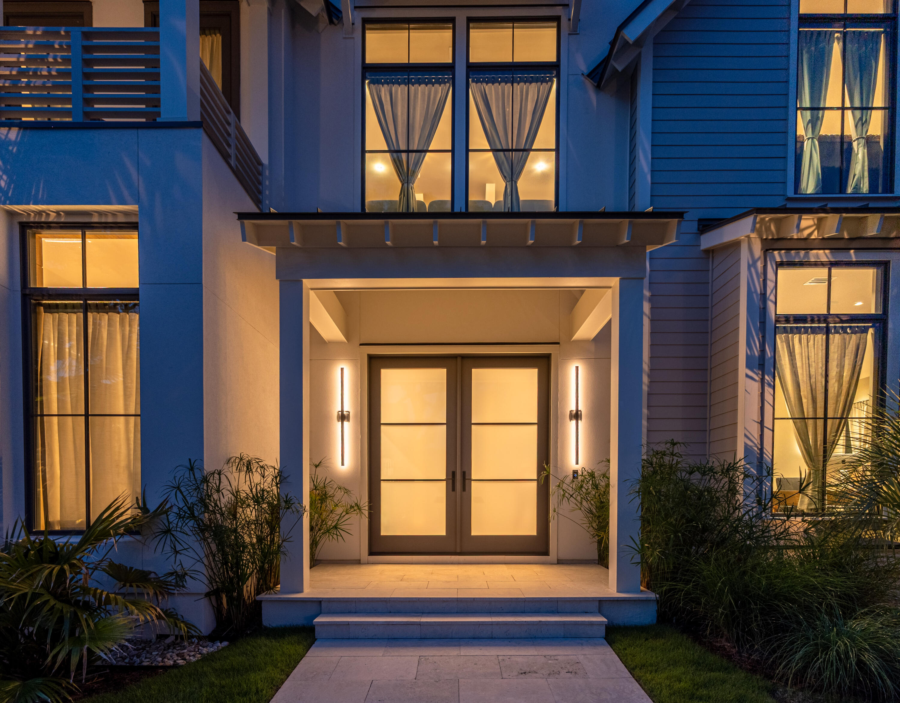 700 Stucco Lane