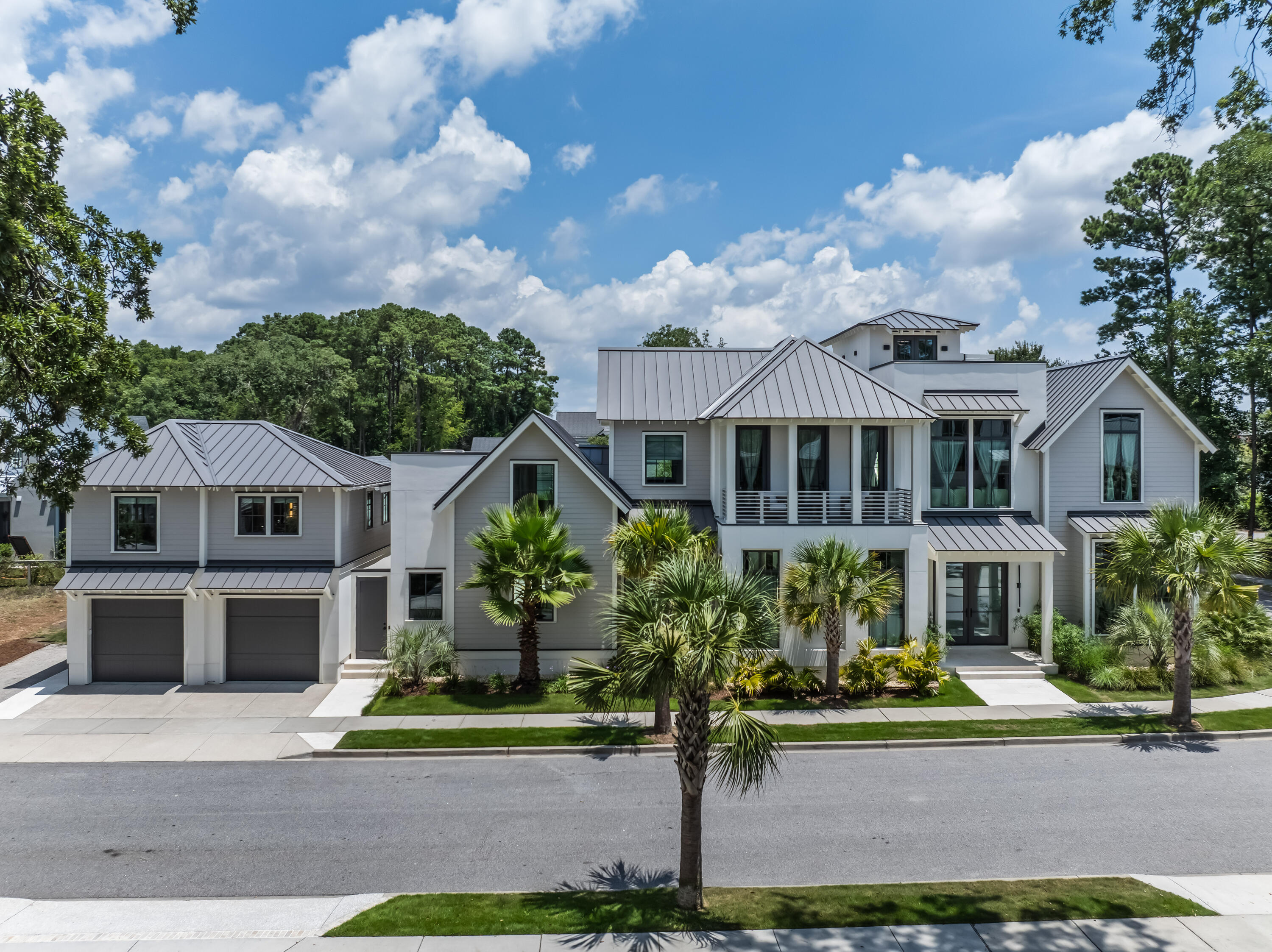 700 Stucco Lane