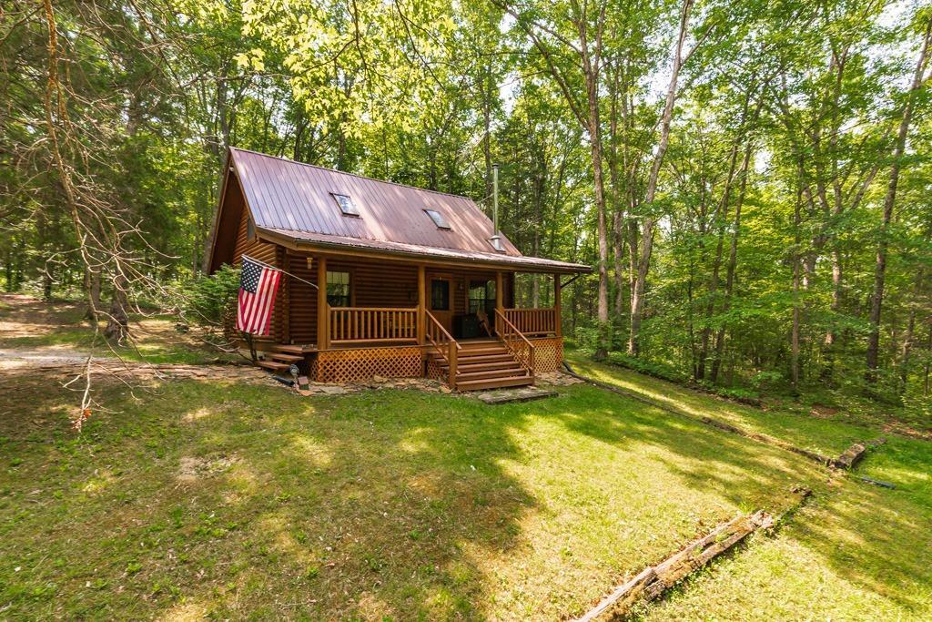 522 Quail Hollow Lane