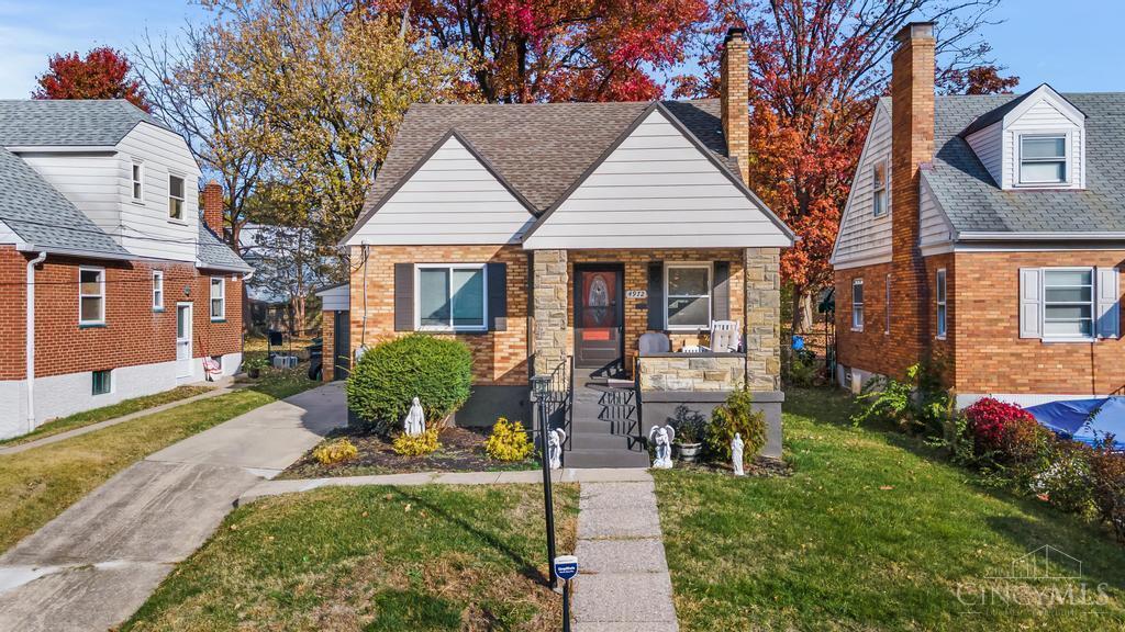 4972 Heuwerth Avenue