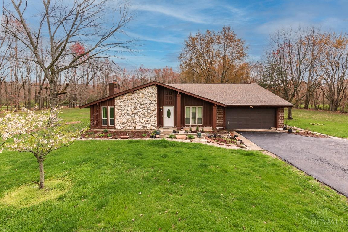 8540 Whitegate Drive