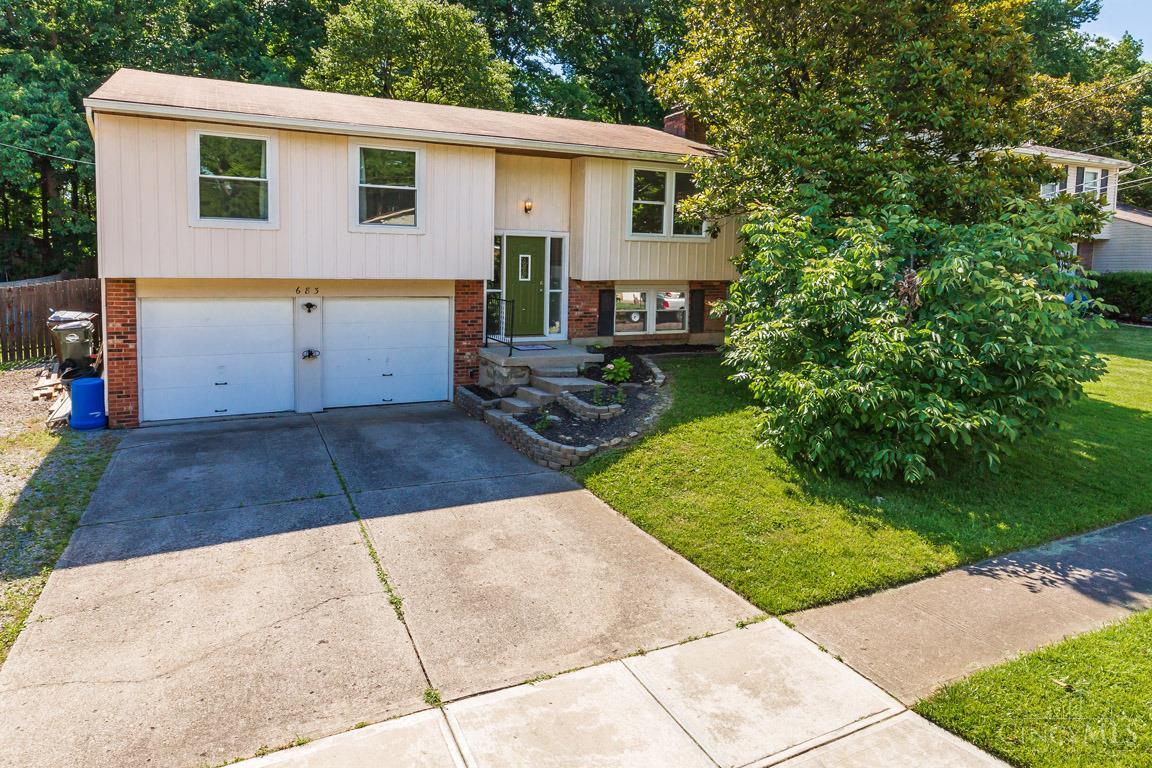 683 Holiday Drive