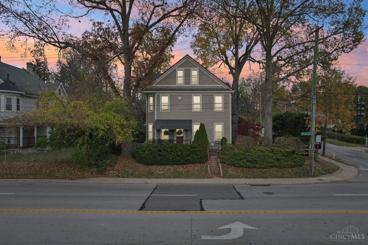 7102 River Road