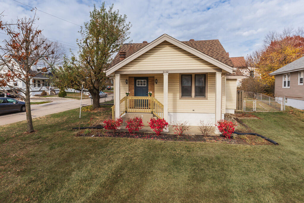 2132 Alexandria Pike