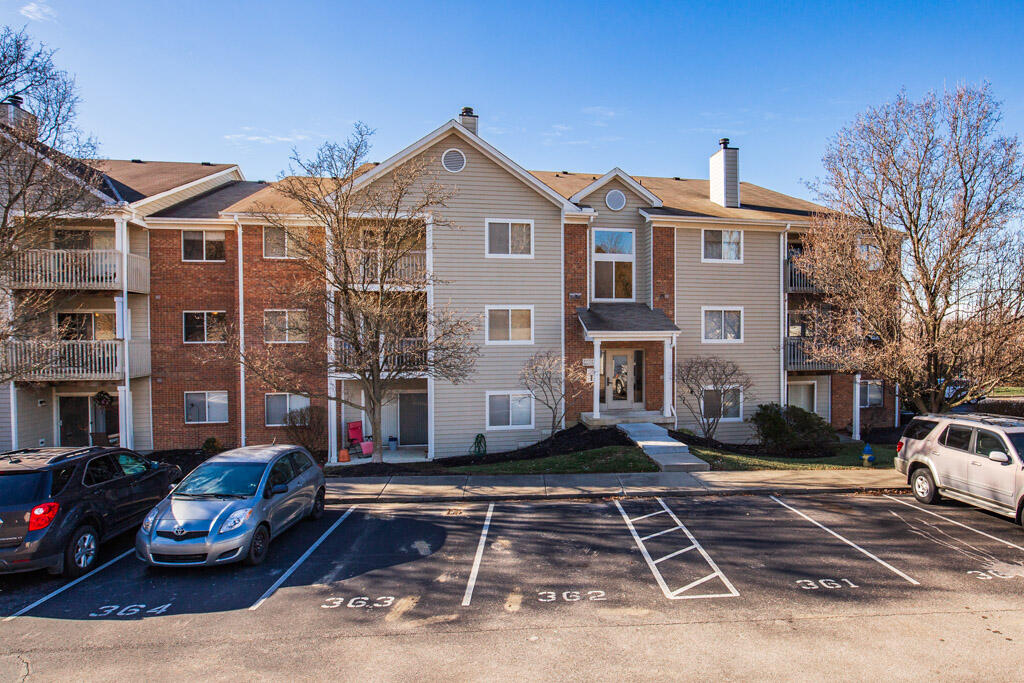 460 Lakeview Drive, 4