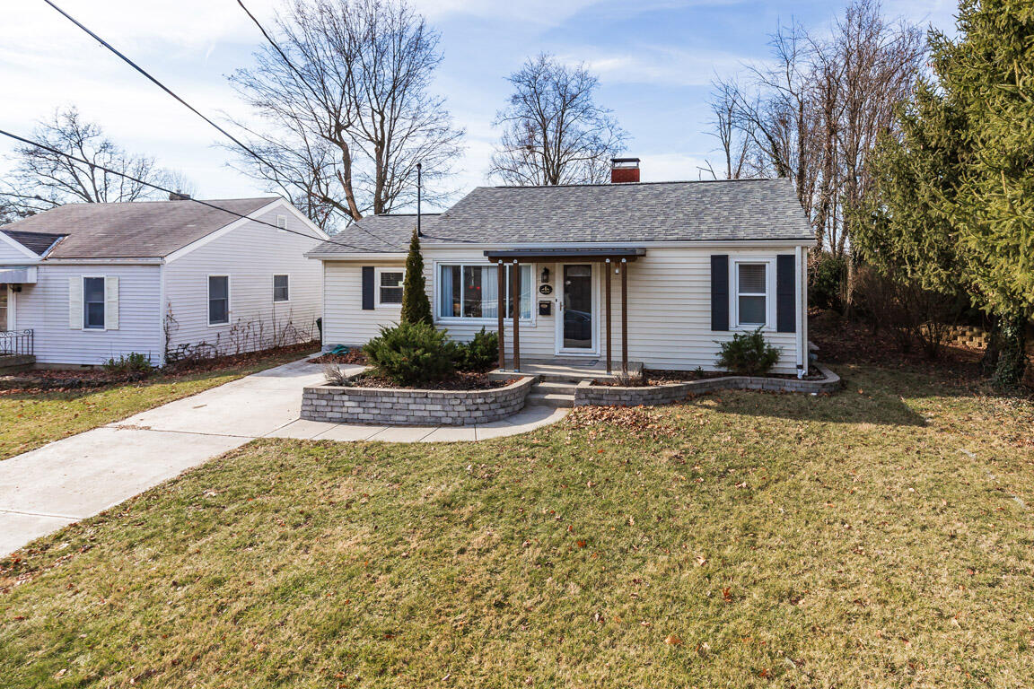4 New Uri Avenue