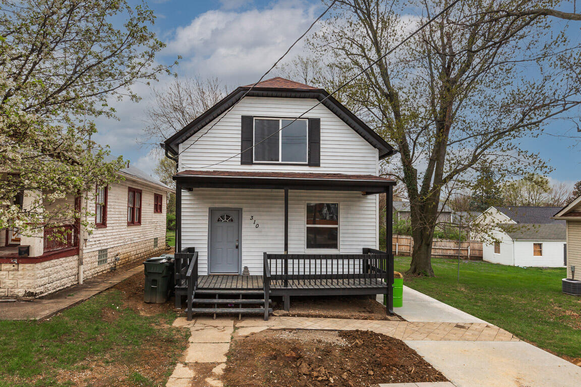 310 Commonwealth Avenue