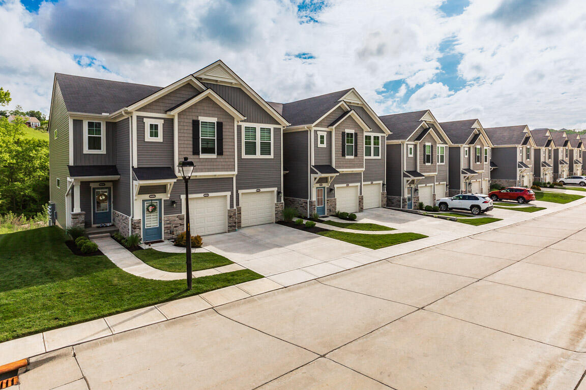 688 Streamside Drive, L