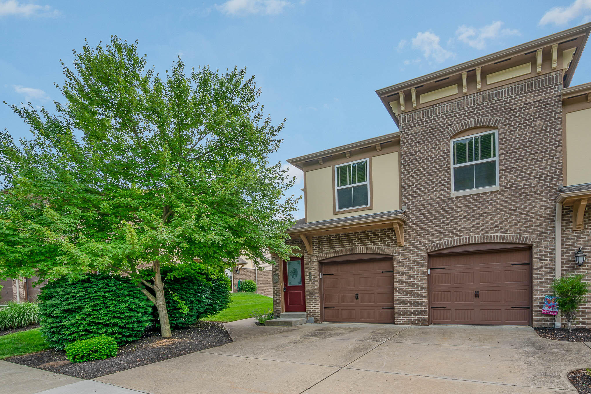 2367 Rolling Hills Drive