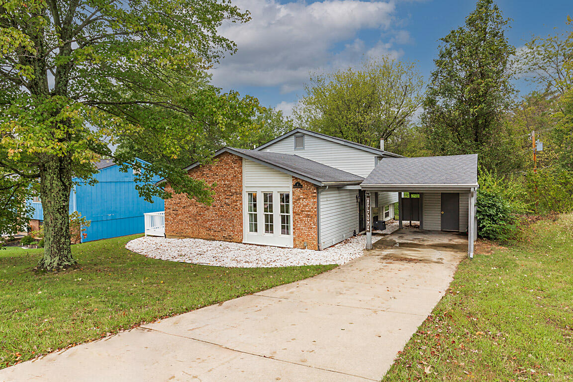 4 Crystal Lake Drive