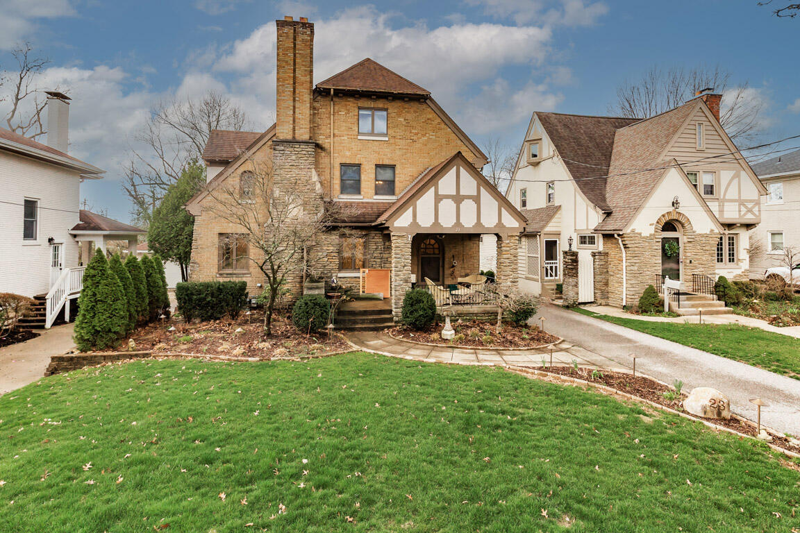 23 Fort Mitchell Avenue