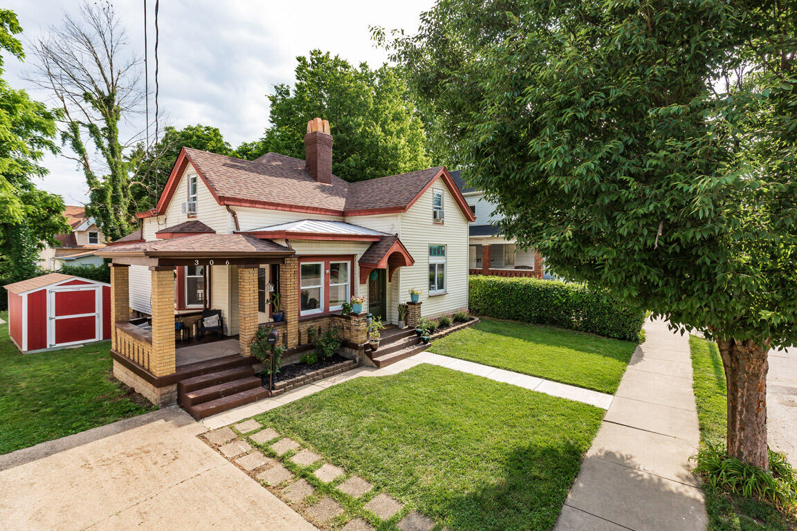 306 E Southern Avenue