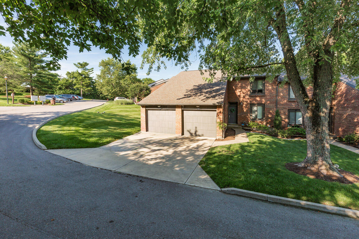 4064 Edgelake Court